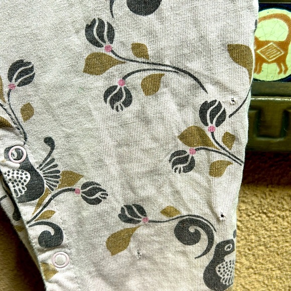 Tea Kids Baby Onesie 100% Organic Cotton Mauve and Terracotta Motif S (6-12 mo) - Picture 7 of 7